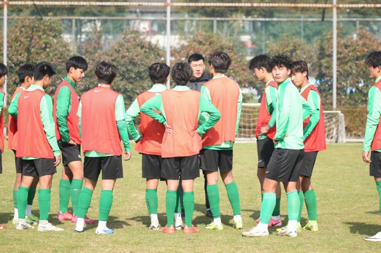  浙江U18、U16兩隊(duì)已前往日本橫濱和琦玉，進(jìn)行為期約10天的拉練