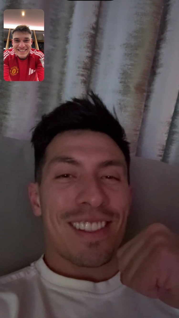  勝利獻給你！烏加特賽后視頻連線重傷的利桑德羅，一起慶祝晉級