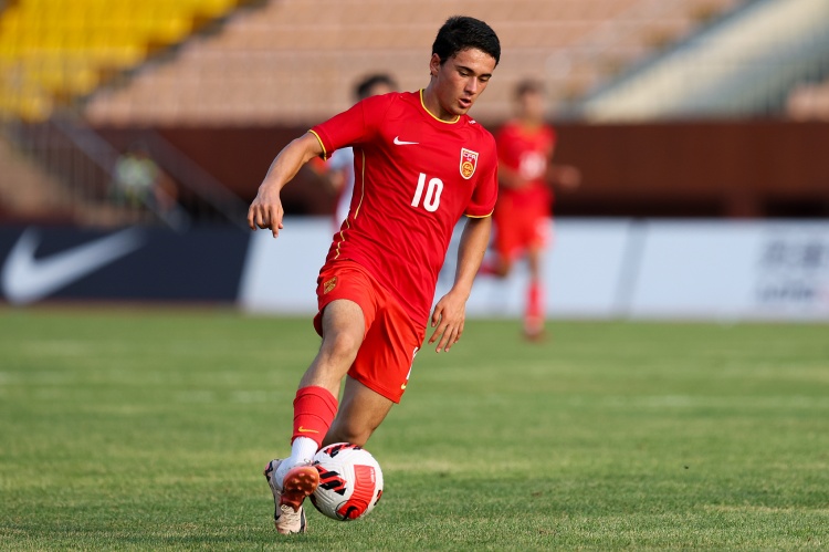  足球報(bào)：U17國足集結(jié)開訓(xùn)，將與07年齡段精英隊(duì)進(jìn)行兩場熱身賽